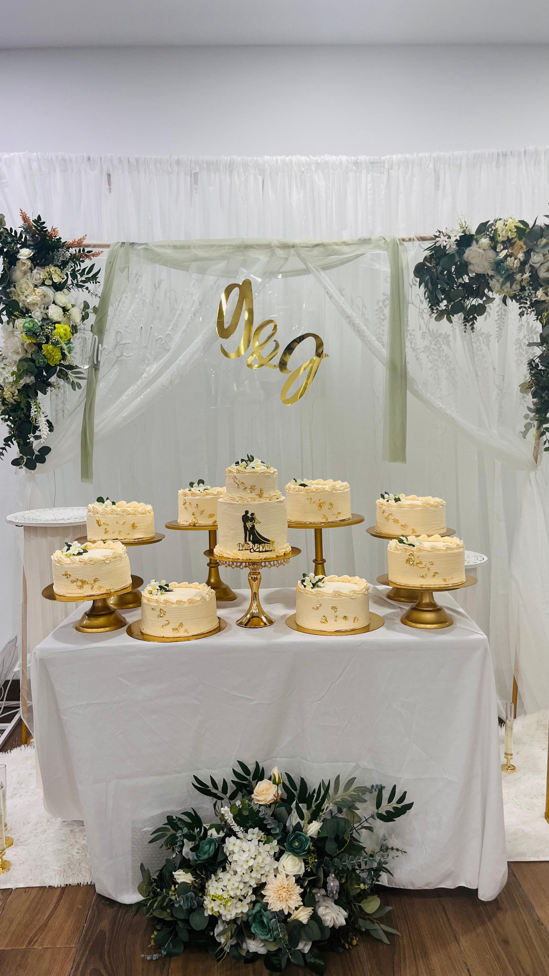 Mesa de tartas de boda artesanales